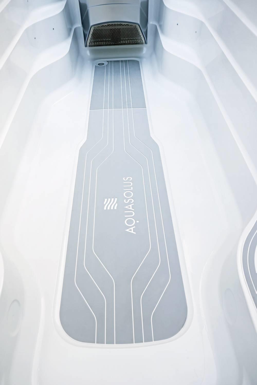 AquaSolus Swim Spa Flow Professional für 2 Pers. - 11600 l - Sterling Silver Natural Grey